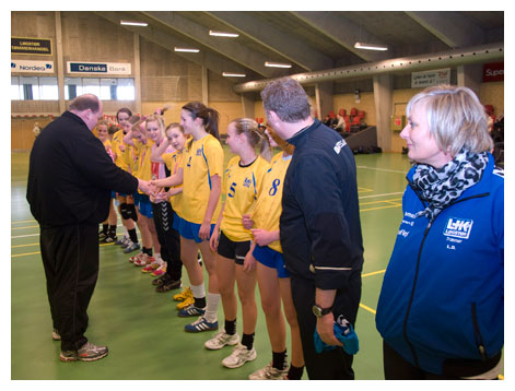 U14 piger AA fÃ¥r overrakt medaljer
